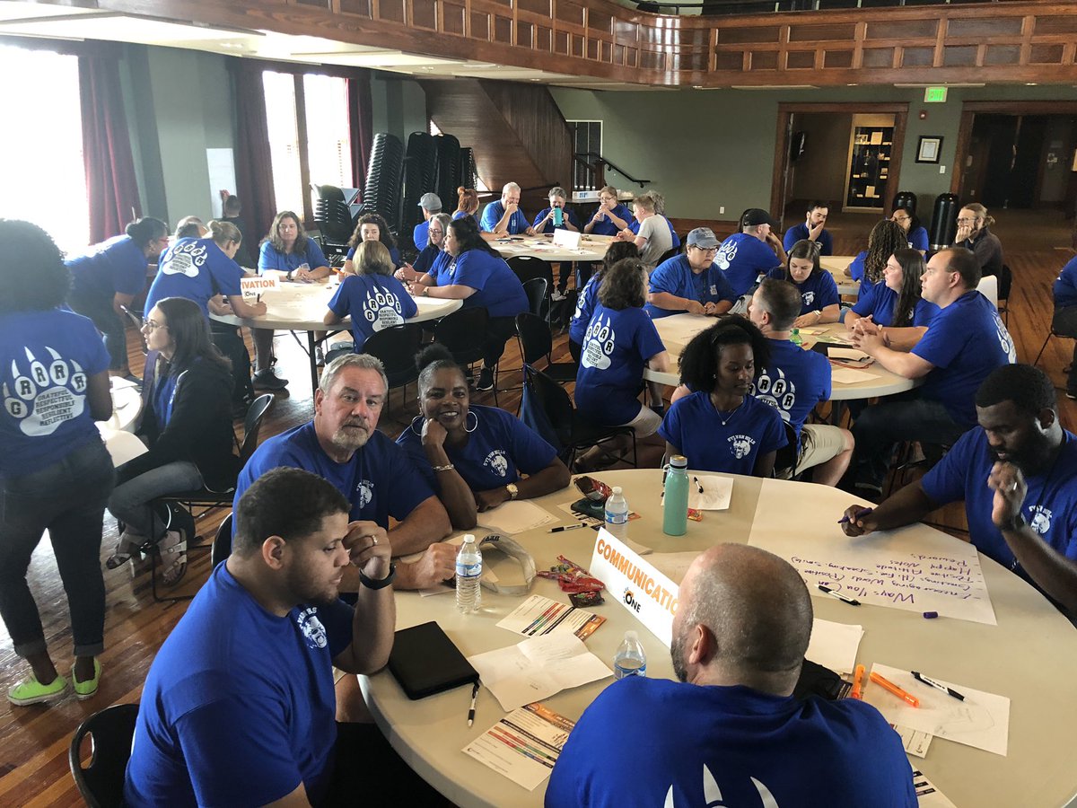 SHHS_Sierra's tweet photo. Sylvan Hills Middle School is doing some teambuilding with MONCRIEFOneTeam.  #pcssdBTS2019 https://t.co/YN9qTq2die