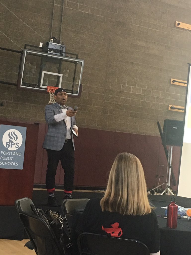 VirtualScholars's tweet photo. Recapping the week with @edchatter : equity & social justice, focus, kids, support, framework... #ppstogether https://t.co/46chHwlkCn