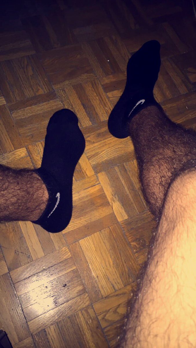 RebeuMaster's tweet photo. QUI AU PIEDS DE SON MAITRE! 💶🤑💳🖕🏽RAQUEZ SINON VENEZ PAS BANDE DE MERDE! 🖕🏽 MONEYSLAVES WHERE U AT? 💵
#moneyslave #paypig #paypiggy #paypiggies #findom #findomme #cashslave #mastercash #rebeu #humanatm #slavemoney #cashmaster @BrokeRTPig @RTfaggot @RTfindomfeet @RTPET4 @RTP1G https://t.co/yJK5IRD01E