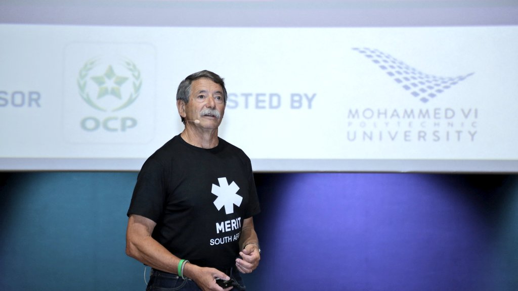 OCPGroup's tweet photo. Ron Boehm has closed the training sessions of the #MeritSummit2019 with a speech full of tips &amp; life hacks to successfully manage projects. Ron advised the audience to follow the 4R rule for project management: Results, Rules, Rituals &amp; Roles. #AfriCanDo https://t.co/AVmxK1Of4m