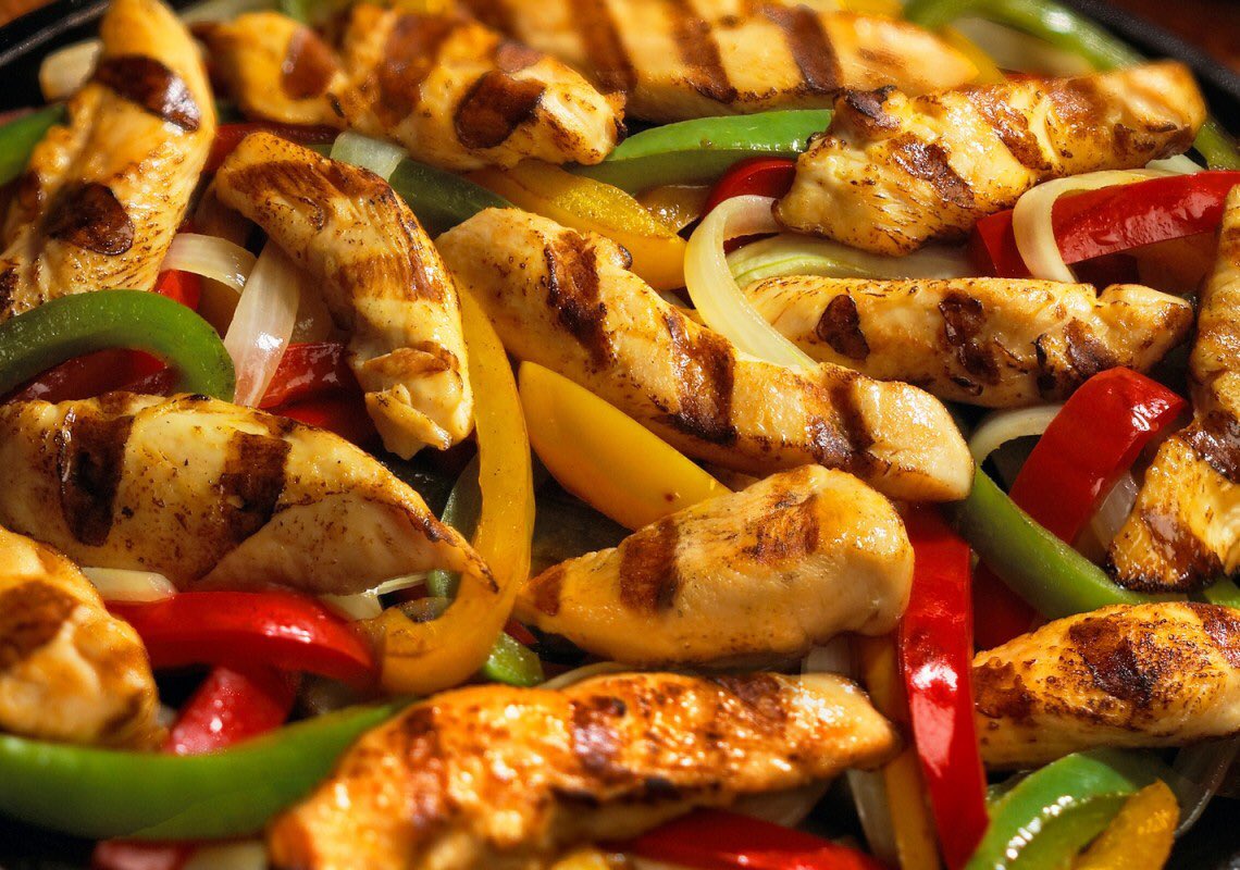 MyCompadresMex's tweet photo. I honestly don’t know what looks better than this 🤤 stay tuned because National FAJITA day is only 10 days away! Specials are coming soon! https://t.co/K2Hi6CmuSN