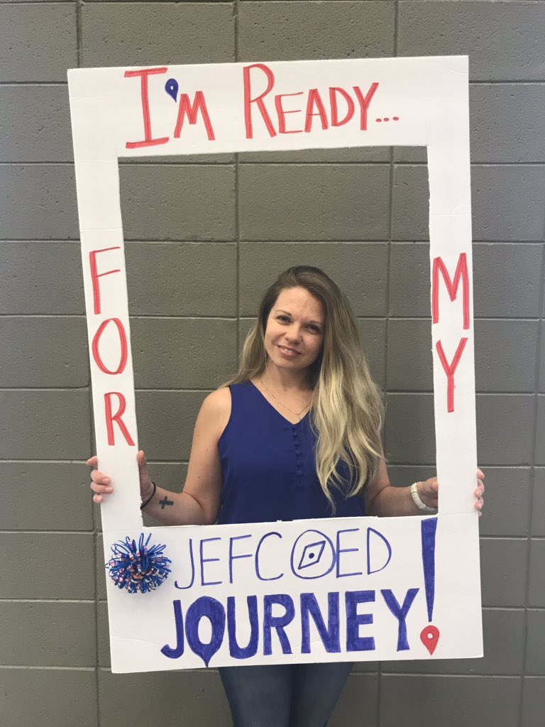 CynthiaCates13's tweet photo. New @JEFCOED teacher’s smiling BIG at New Teacher Orientation!!! Welcome new teachers!! https://t.co/QokvAVF3KA
