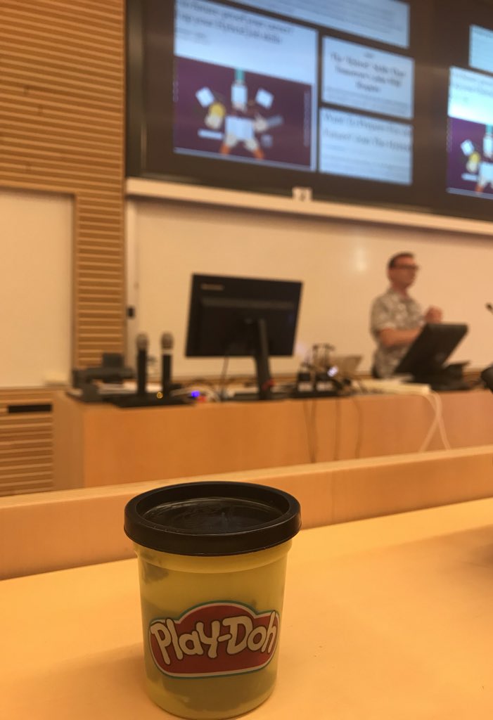 mathiaspoulsen's tweet photo. Maybe @AlexM11 was inspired by @zoewi at #playlearn19? #puc19 https://t.co/LXQ9ewSUut