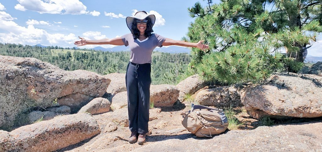 DrJacquieBaly's tweet image. I'm on top of the world... Elevation 9100 feet!
A-bluff Mountain...
#ALF
#Class48
#CaribbeansCamping
#IslandersInfluence
#LeadershipMatters 
@ALFHouston
