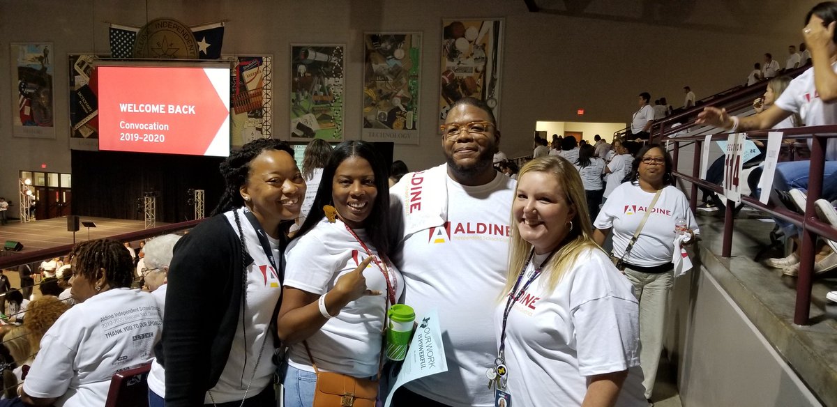 DrRLWright's tweet photo. Hey @doc_sanford... #MSSummerEscape NEVER stops... #WeAreAldine https://t.co/kAWcPEdkEV