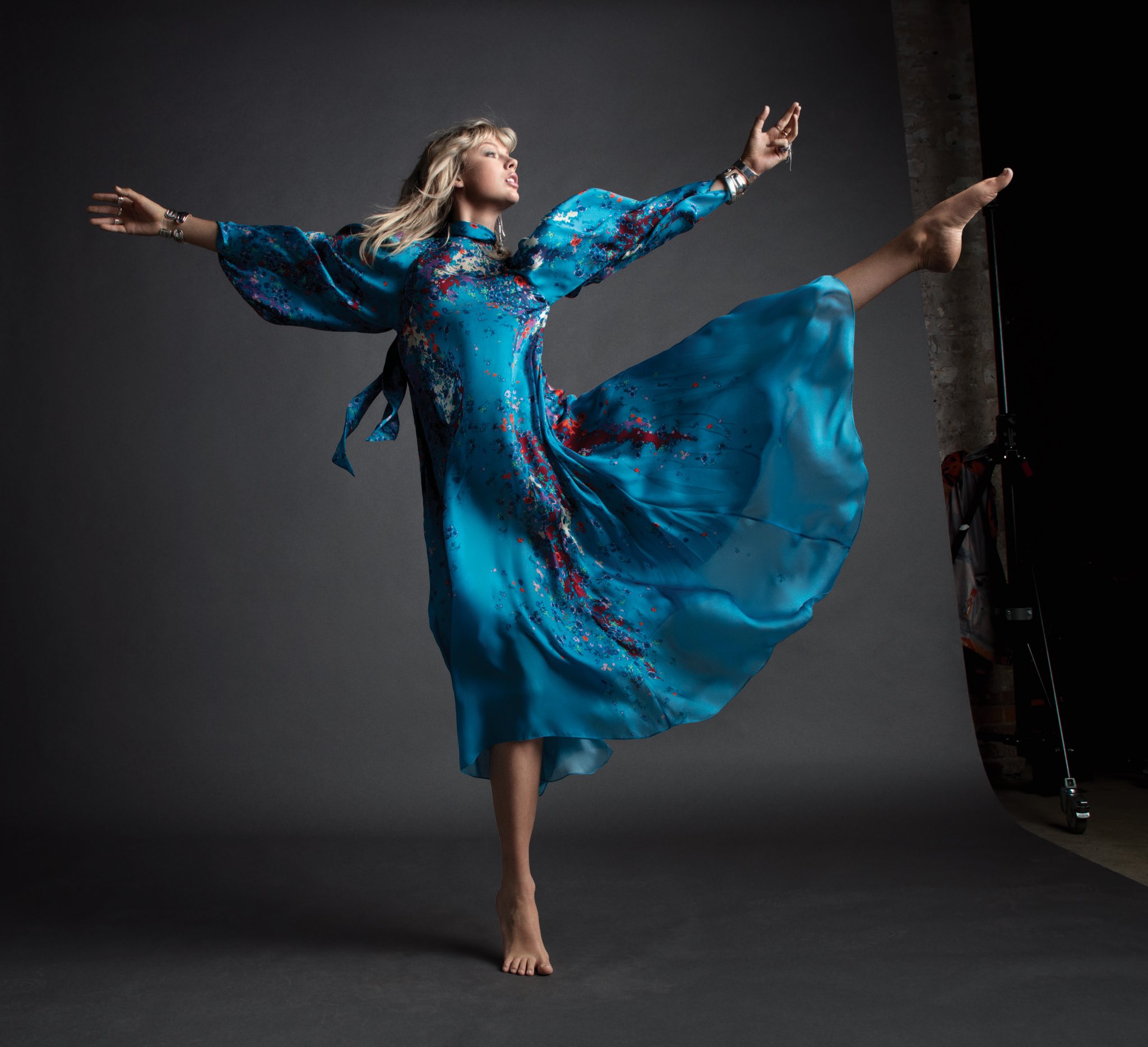 Taylor Swift On Twitter My Heart S Been Borrowed And Yours Has Been Blue All S Well That Ends Well To End Up With You Something borrowed something blue recorded by john anderson written by norro wilson and wayland holyfield. taylor swift on twitter my heart s