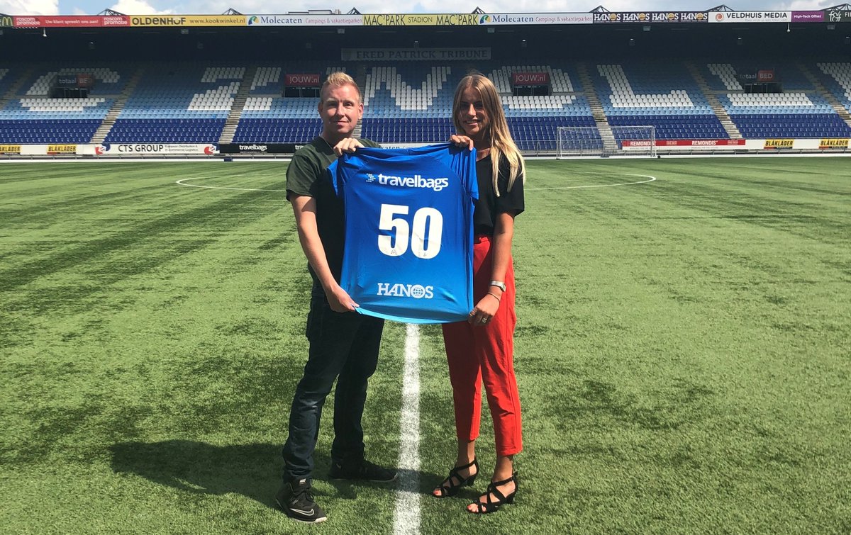 PECZwolle's tweet photo. PEC Zwolle verwelkomt vijftigste(!) nieuw businessclublid: https://t.co/yJRXeBry4w #peczwolle #business #netwerk #zwolle #onsblauwwithart #eredivisie https://t.co/7OGwdfK8bh