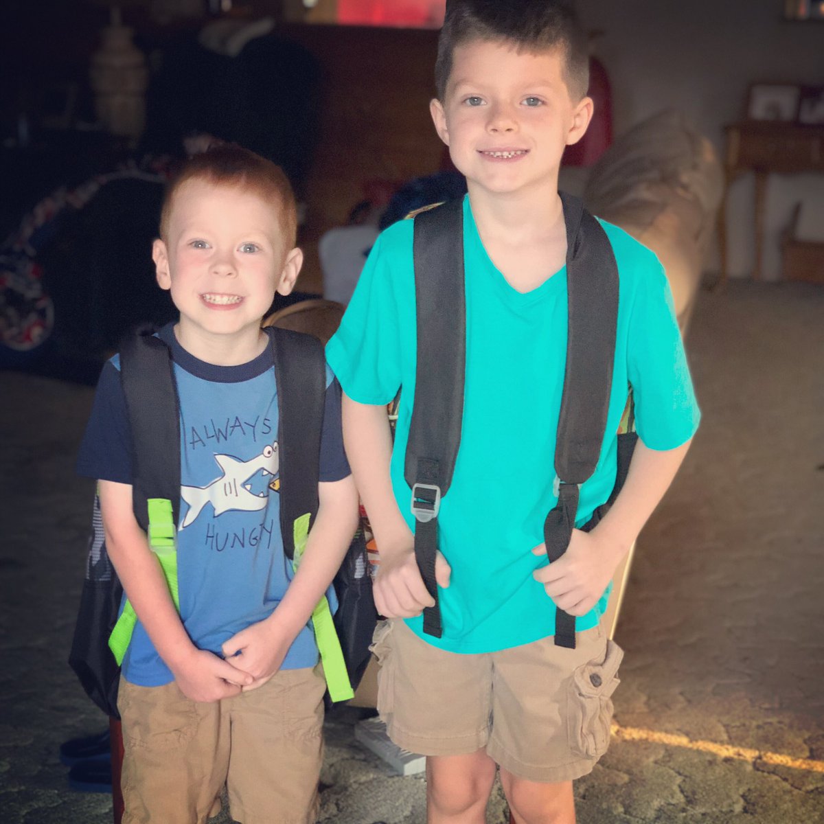 _brookejones's tweet photo. First day of school for these munchkins! Pre-K for Jackson and first grade for Braiden! #franktoneagles #FES https://t.co/qPlDQiAPg8