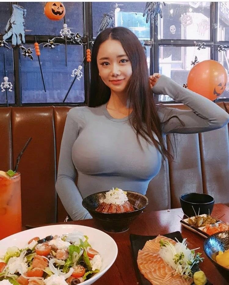 ILeighsa's tweet photo. 全球会员过万
男生约炮加微信：575996717
#一夜情 #女友 #伴游 #制服 #丝袜 #美女自拍  #裸聊 #租友 #外围女 #情人 #御姐 #约炮 #约炮交友 #首尔 #东京 #厦门 #车模 #伴游 #北京 #上海 #武汉 #成都 #外围模特 #啪啪啪 #做爱 #上门服务 #高端外围 #商务模特 #洛杉矶 #纽约 #纽约外围女 #纽约约炮 https://t.co/rTrs5BhKMH