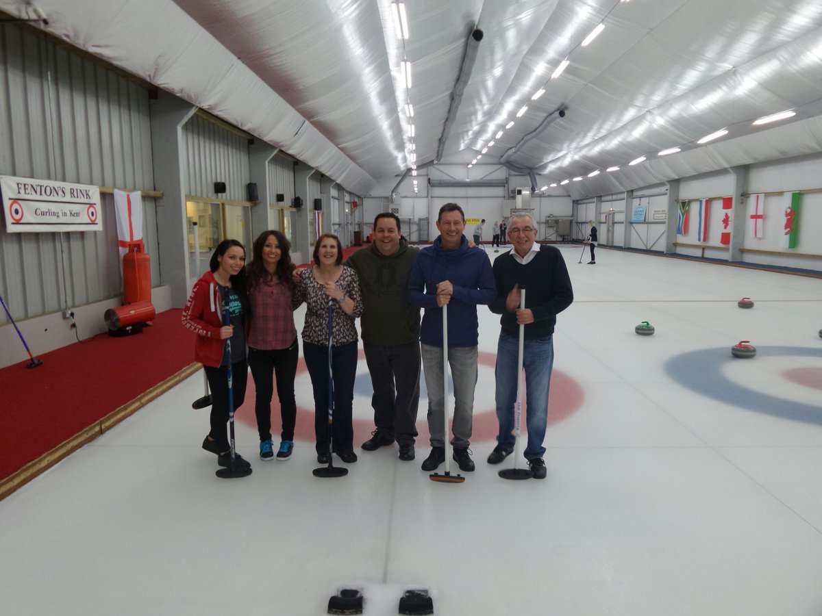 BlackBoxCopiers's tweet image. TBT to when the Blackbox Solutions crew went Curling. We were useless!!! #curling #winteriscoming #blackboxsolutions #teambuilding #fentonsrink