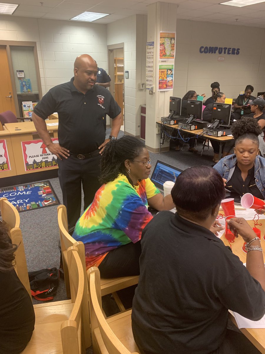 SEL ice breaker led by our awesome facilitator @tutoruinSTEAM as we review our SEL facilitation for the school year!!! Yes, Usher-Collier! <a href="/UsherCollierES/">Usher-Collier ROAR</a> <a href="/PamMHurt/">Pamela Hurt</a> <a href="/Sdickey77/">Shwanda Dickey, EdS</a> <a href="/carolpaintsgood/">Carol Pearson</a> <a href="/lawanda_webb/">Lawanda Webb Strozier</a>