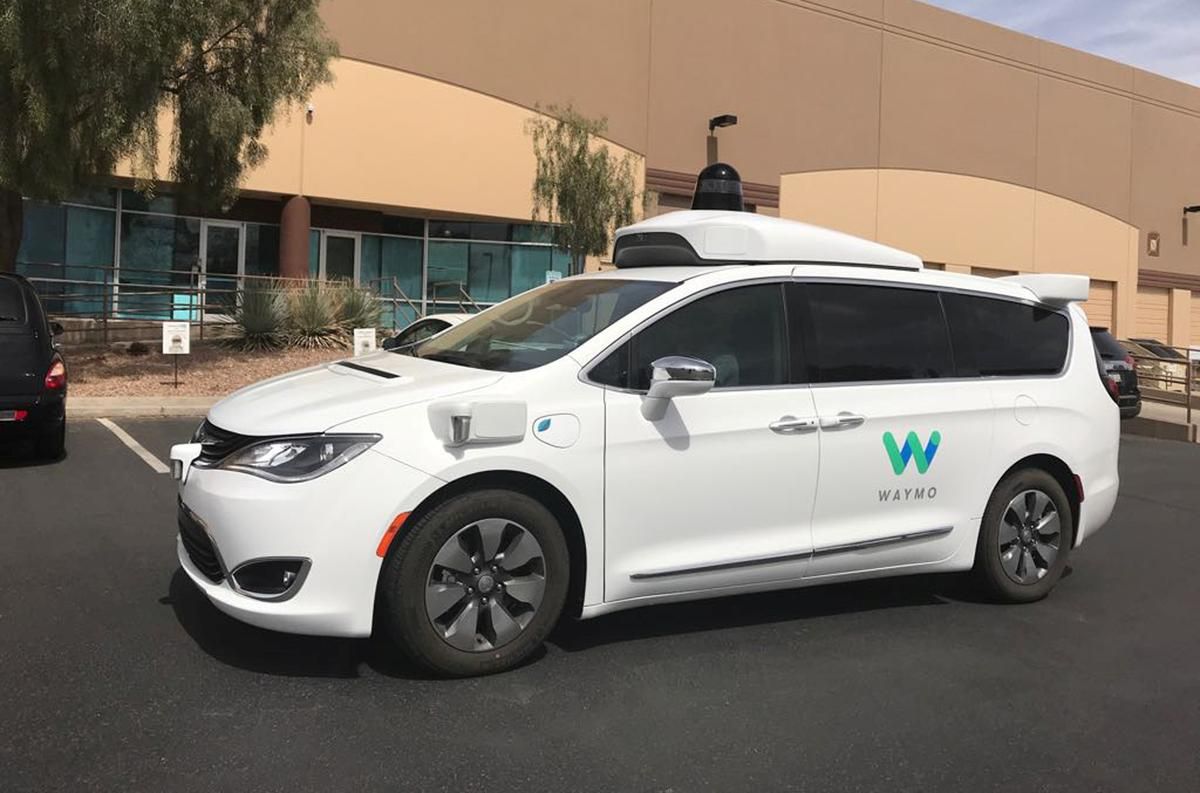 prioritydata's tweet image. wo key committees in the U.S. Congress on Tuesday said they will revive efforts to pass long-stalled legislation to speed the adoption of self-driving cars.  buff.ly/2YLAX6m