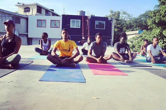 banjHT's tweet photo. This will go down in history as the very first time @banjht opened up its rooftop for a YOGA & MEDITATION SESSION with Nzingah Oniwosan. Thanks to @papstartupweek! #papsw2019 #meditation #Yoga #Haiti https://t.co/bF4HUNeMGP