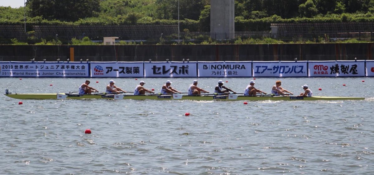 The GB eight heads for a clear-water win and a place in the final after a strong second 1000 in their heat at the <a href="/WorldRowing/">World Rowing</a> Junior Champs. Well done Iwan and crew! #ytm 🇬🇧🏴󠁧󠁢󠁷󠁬󠁳󠁿