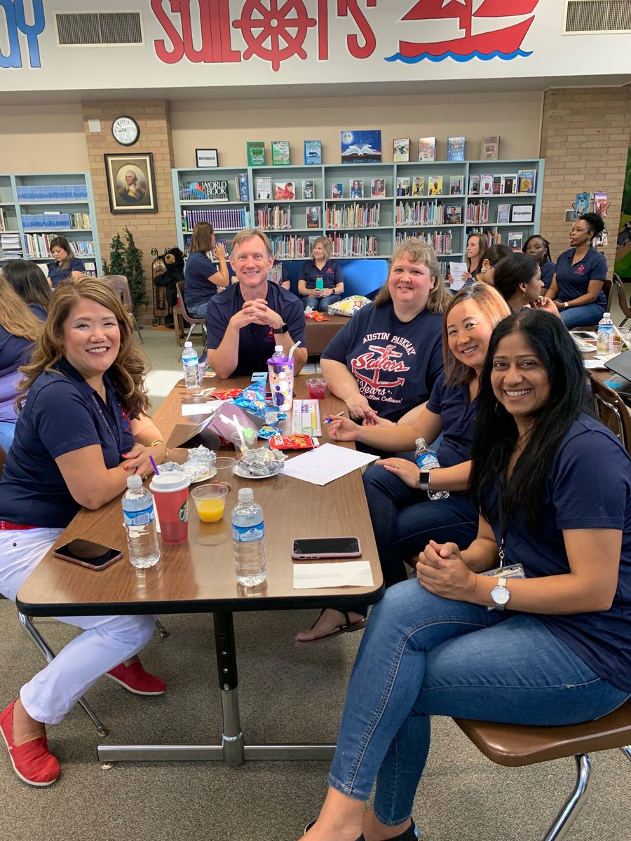 APE_Sailors's tweet photo. First Grade Rocks! https://t.co/88Sq1fxeD2