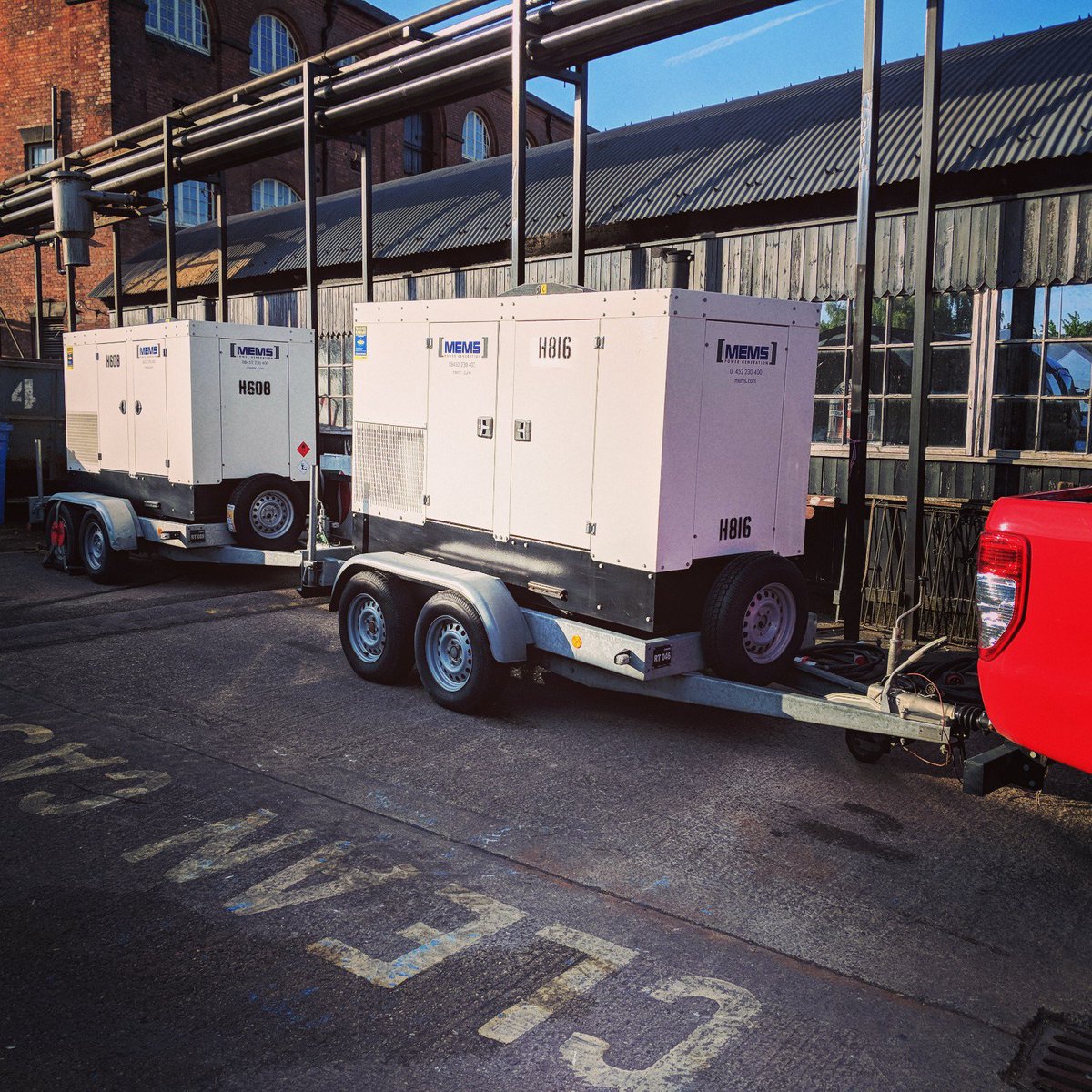 JPSLTech's tweet photo. More temporary power installs this week.
We have temporary power hire solutions for all events and all eventualities.
#eventprofs #eventprofsuk #emergency #generator #powerhire #wedding #festival #247 #heating #lighting #JCB #BS7909 #electrics #syncsets #powerlock https://t.co/PHne2Kzbto