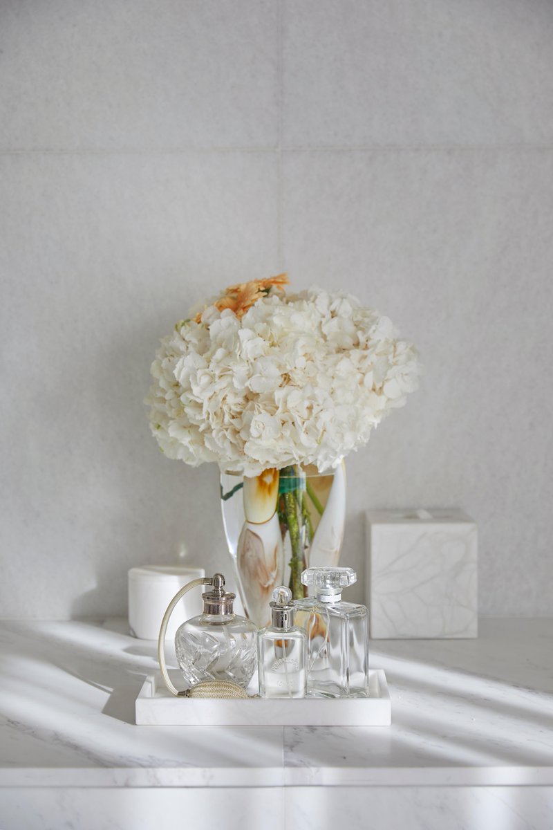 MO_PARIS's tweet photo. When your room is filled with nothing but pretty details and sunshine ✨ #MandarinOrientalParis #TheParisianApartment #MOdetails #JaimeParis https://t.co/M4f3AdC2S5