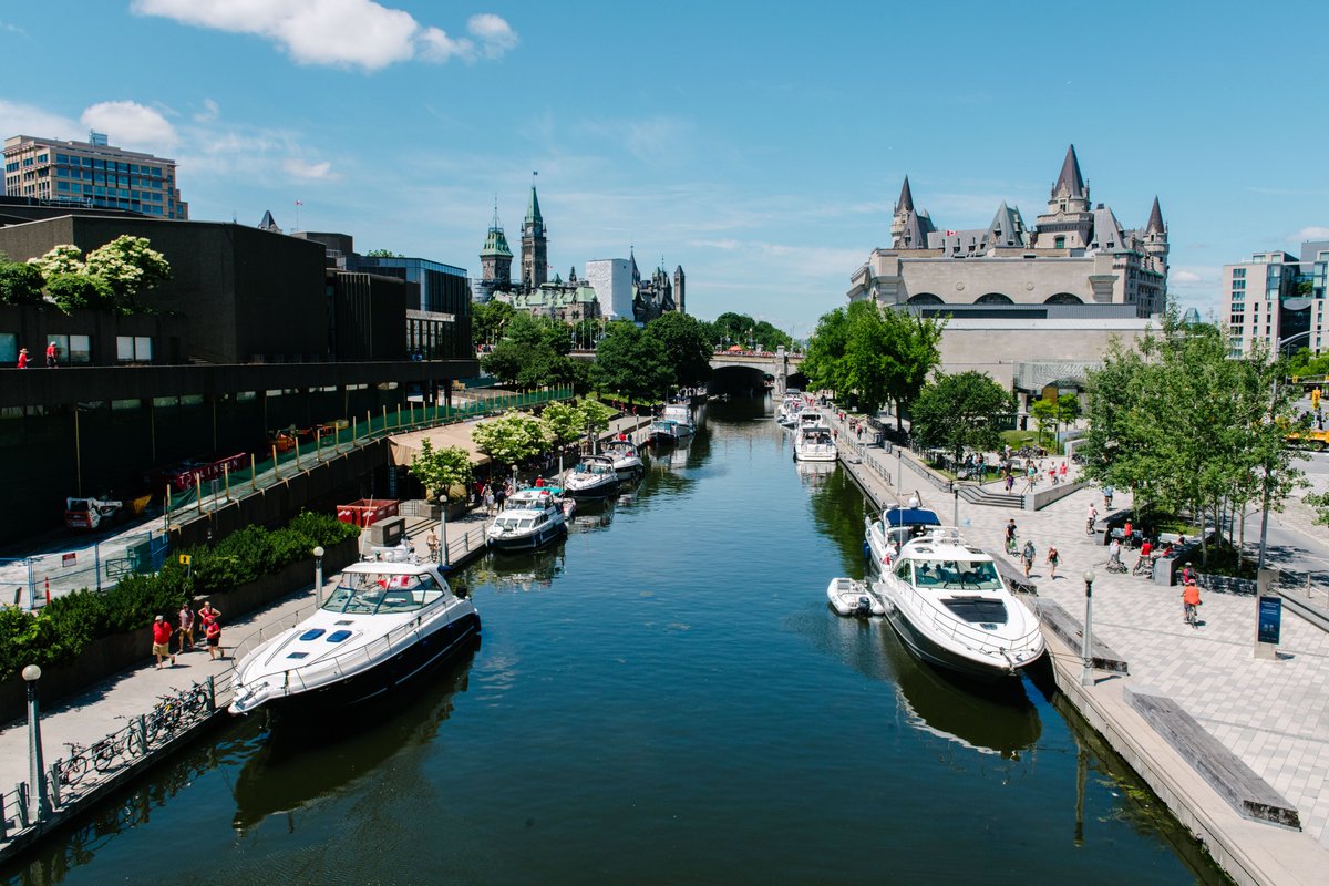 JimWatsonOttawa's tweet photo. Ottawa has much to be proud of! For the fourth year in a row, our beautiful and welcoming city has ranked in the top 3 best Canadian cities and communities to live in by @macleans magazine: https://t.co/kZXwj2sTFb. What has made you call Ottawa home? https://t.co/wv0iQlpXQI