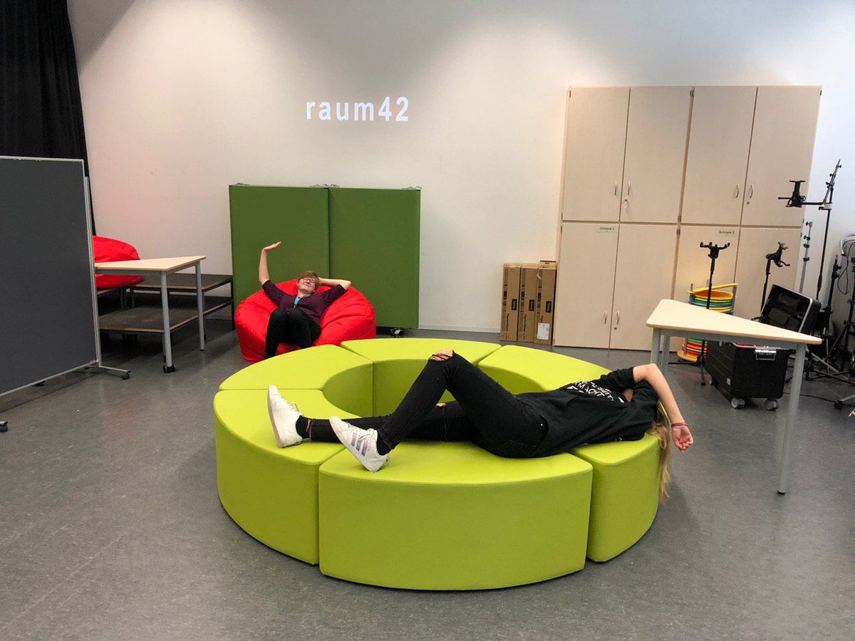 MedienboxM's tweet photo. Letztes Projekt des Schuljahres erfolgreich abgeschlossen!Wir machen jetzt auch Sommerpause🤫 #twitterlehrerzimmer #bayernedu https://t.co/xMU1idArLw
