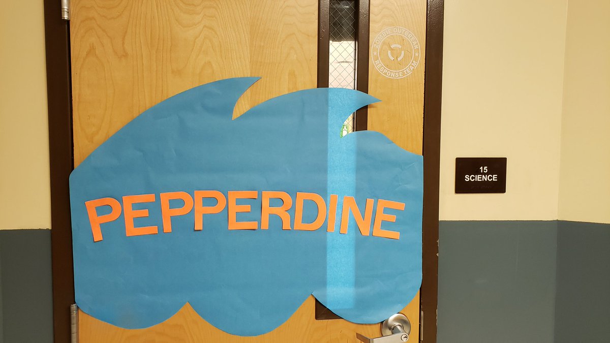 ScienceSauer's tweet photo. Getting ready for this school year! Time for a great big adventure :) #wearewoodmont https://t.co/LhWRB4WOEX