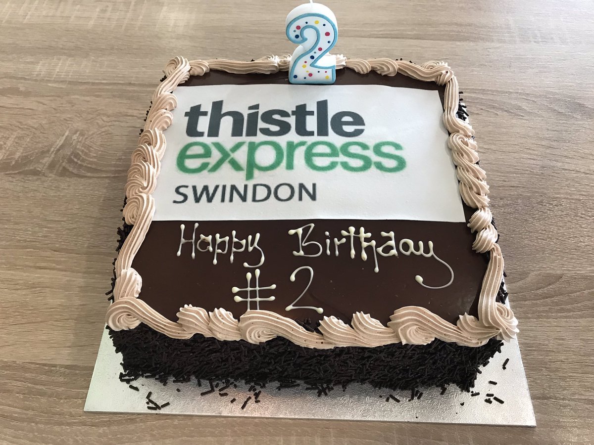Some lovely pictures from the #MayorOfSwindon’s Charity Breakfast celebrating the 2nd anniversary of the opening of the @ThistleExpress in Swindon. We raised almost £200 for <a href="/CALMCharity/">CALM Charity</a> &amp; <a href="/SwindonDCS/">Swindon DCS</a> 🥓🍳