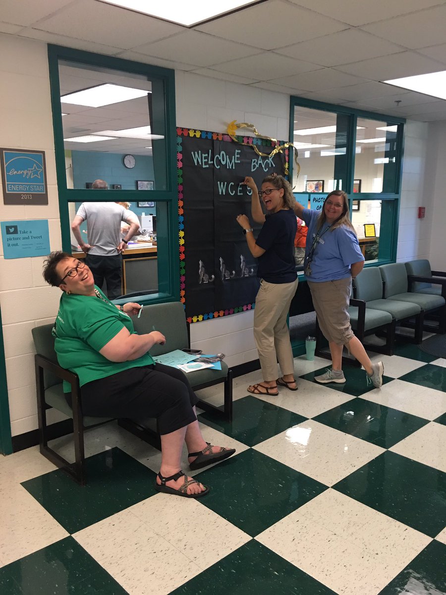 Wardlow_rr's tweet photo. Getting ready for the Best Year Yet at The Pack! Can’t wait to see you! @WindingCreekES #Back2SCPS19 #WCESH_H #WindingCreekES https://t.co/kOsRRyJXwd