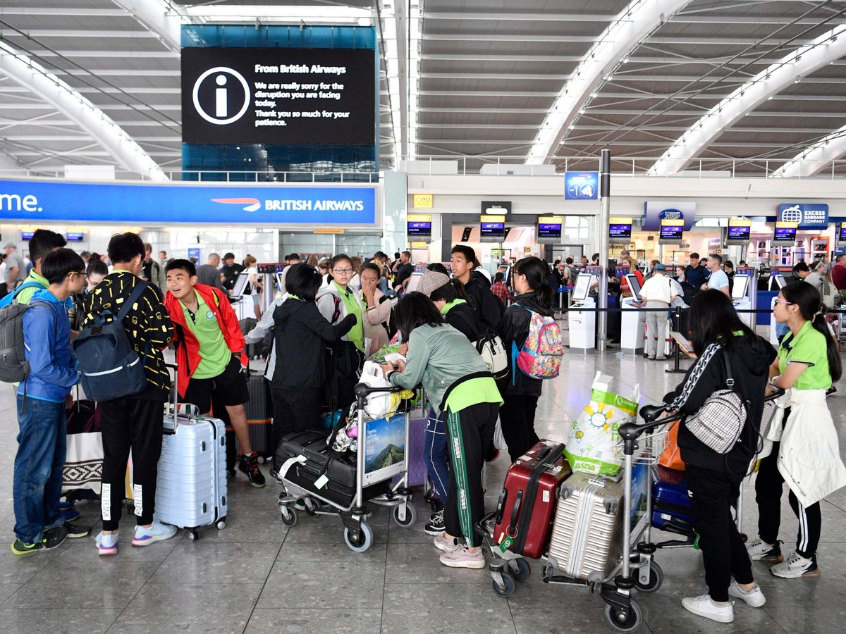 AshleyCrystal22's tweet photo. British Airways: Services set to resume after 25,000 passengers hit by mass cancellations https://t.co/h8eUrJldBx https://t.co/t2e9aTX1Qy