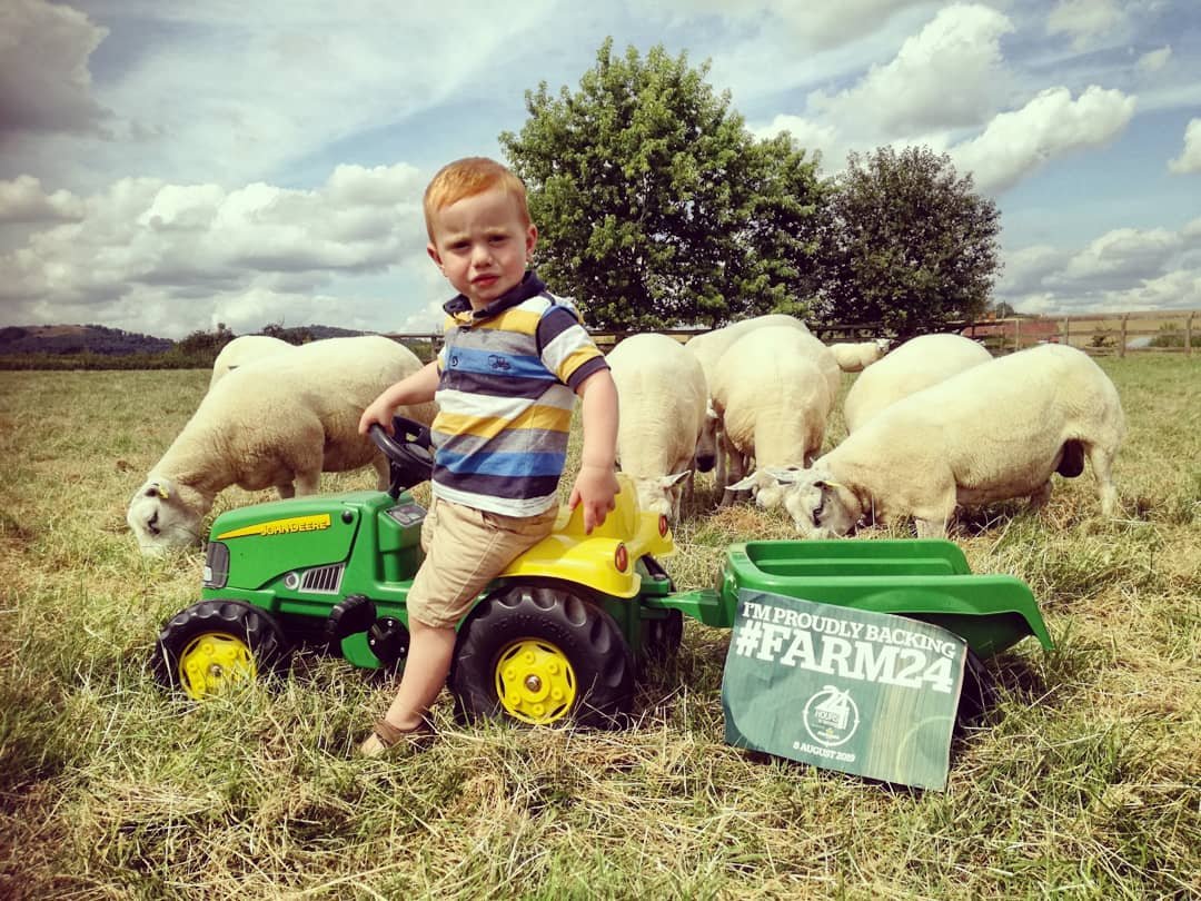 NatashaBaker28's tweet photo. A passion to back British farming continues on in Oscar ... Be loud Be Proud #farm24 @FarmersGuardian https://t.co/QqNYX7XYek