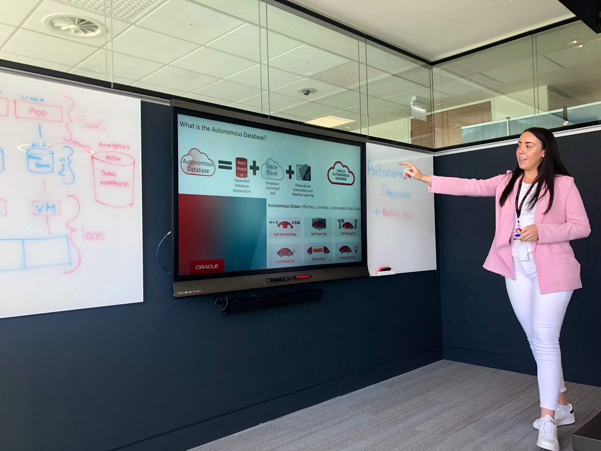 The one and only <a href="/Judy05959208/">Judy</a> is smashing her #SalesPlacement💪🏼 Today she delivered a brilliant #presentation on what is an #AutonomousDatabase ☁️💡☁️

Well done Judy - you taught us a few things, that’s for sure!👏🏼

#ODSalesGrad #OracleDigital  #ExploreOracle