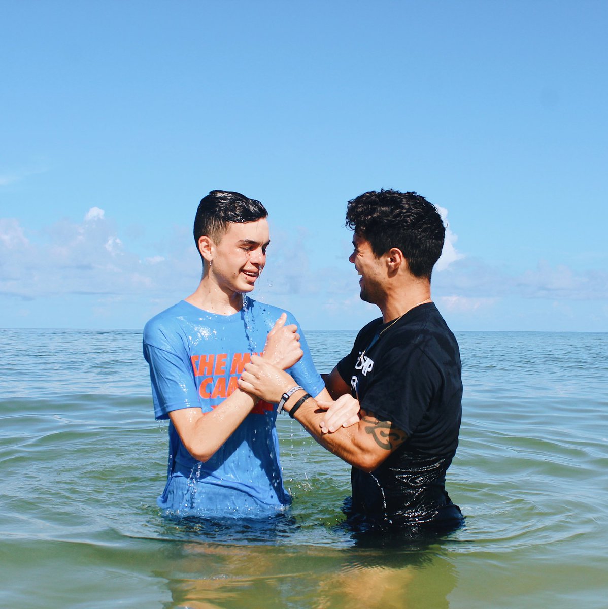fc's tweet photo. This is the most important decision these students will ever make! Congratulations to everyone that went public with their faith in Jesus at The Mix Beach Camp! 🏖🌊☀️ #themixfc https://t.co/VgAWiIKzrS