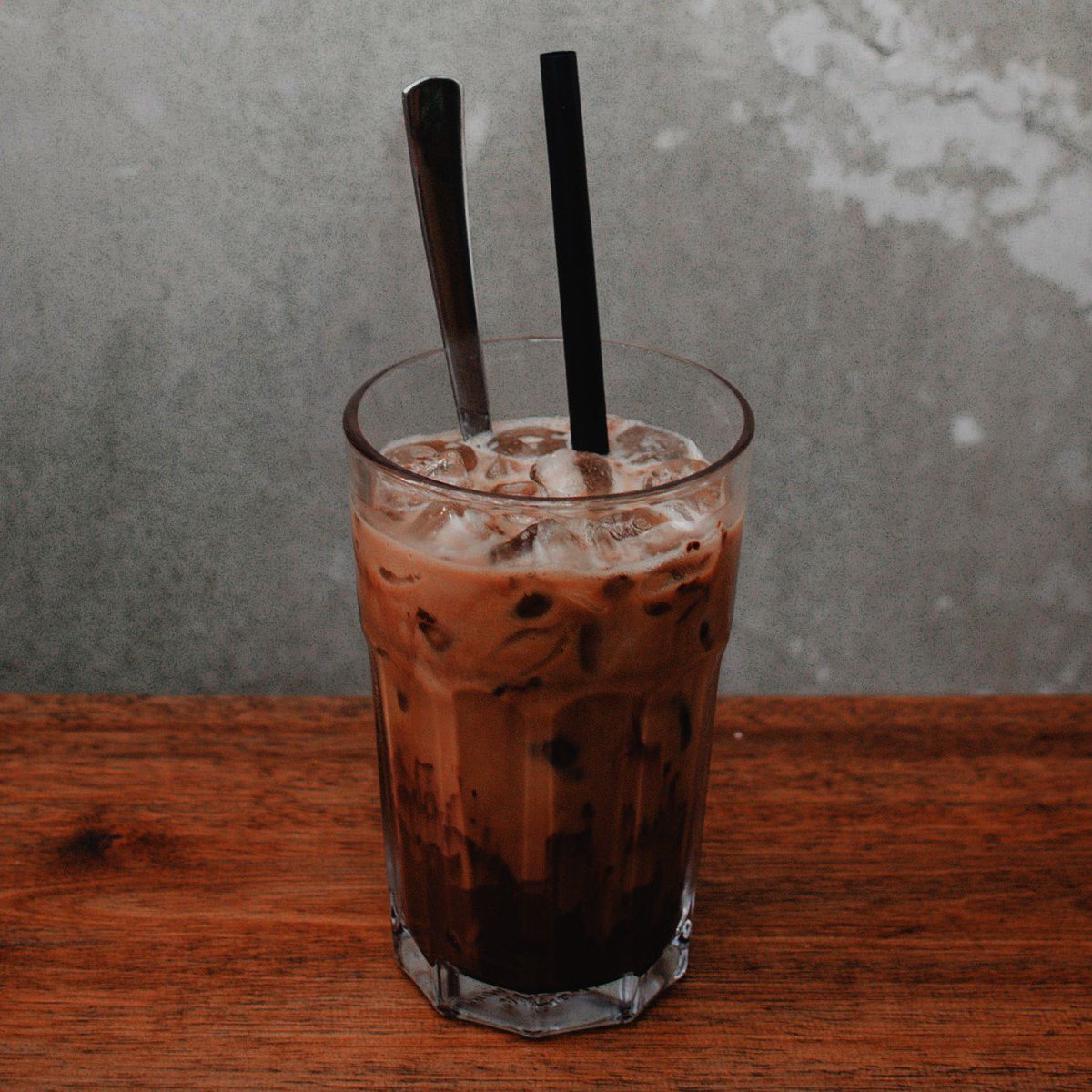 cruxkitchen's tweet photo. Spice up your iced coffee by adding oat milk, ginger, and honey for a refreshing start to your day.  
#cooklikeyoumeanit #coffee #fresh #icedcoffee #coldbrew #coffeemachine  #cruxnyc #summer https://t.co/Cihj0rzRGX