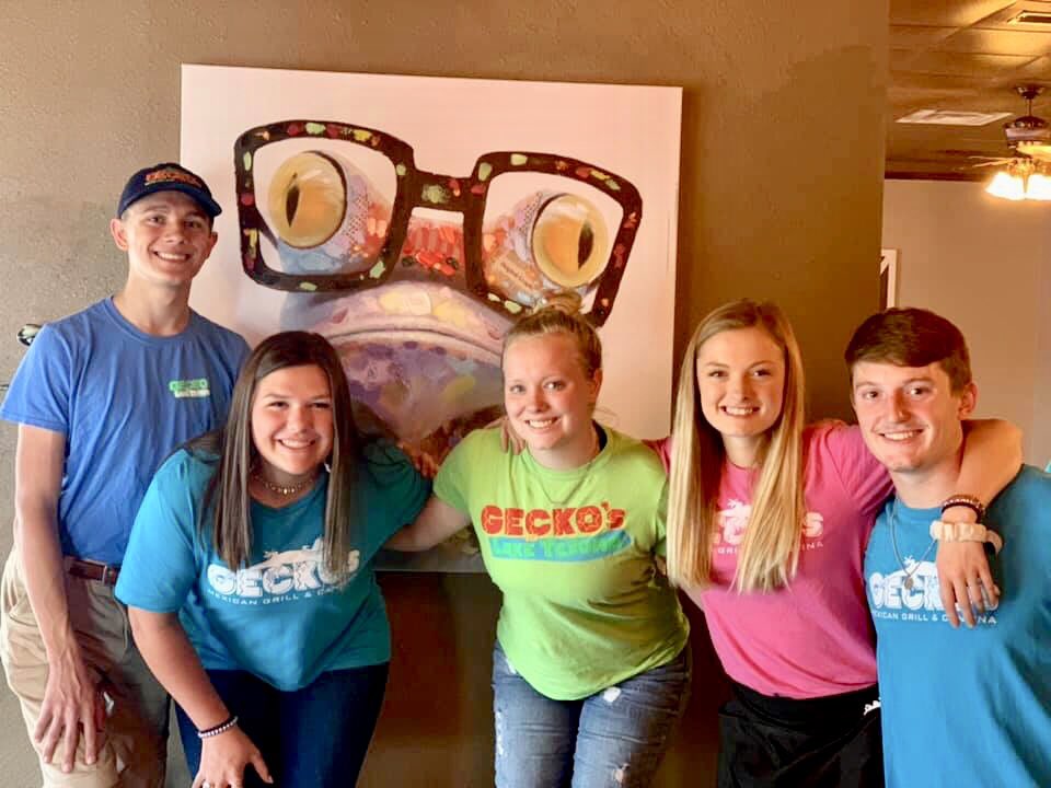 Wishing all of the Kingston kiddos a wonderful school year!
Here are our seniors, class of 2020 ❤️

#restaurant
#togoorder
#mexicanfood
#laketexoma
#ELTGeckos