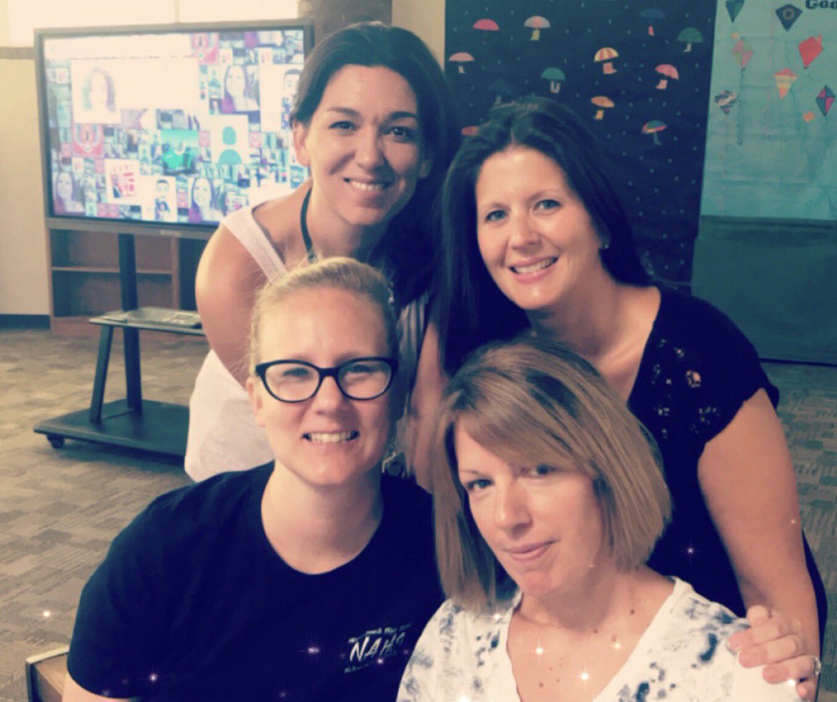 MBHSart's tweet photo. #MBHSart  is ready for an awesome year!!!! #LeadMBHS https://t.co/1qc4ZTySEH