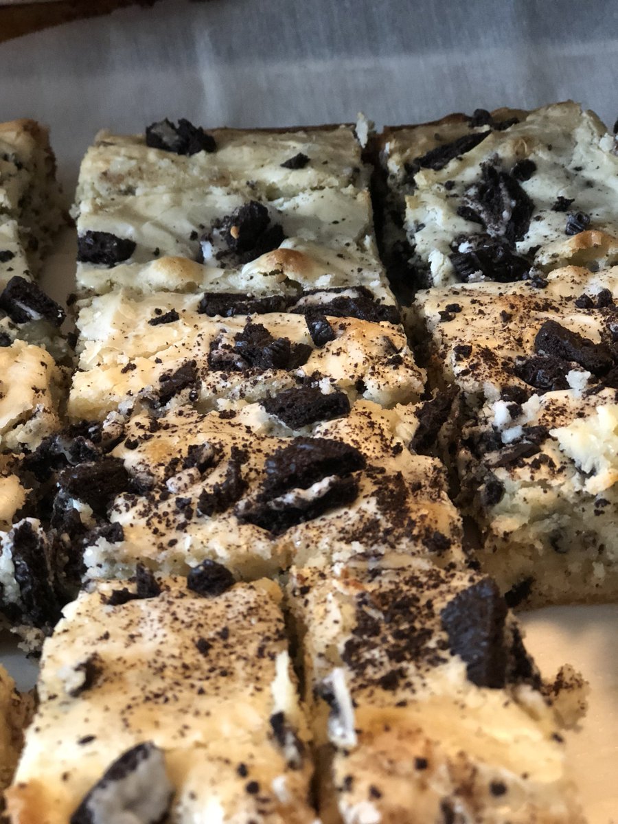 ThePickyDiva's tweet photo. Excited to share the latest addition to my #etsy shop: Cookies and Cream Brownies! https://t.co/VOvaFrXGVA #plantsandedibles #birthday #oreobrownies #brownies #cookiesandcream #cookies #cream #fudge #whitechocolate https://t.co/P8IajHKqbj
