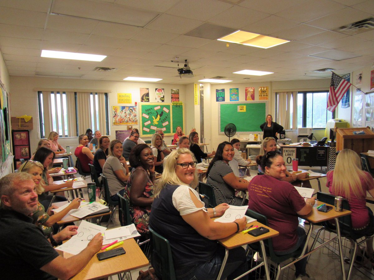 oneclayschools's tweet photo. Teachers are the learners today!! Our #OneClay teachers are participating in core content and strategy sessions to ensure a fantastic year for their students!! #TeacherInserviceDay #OneClayBTS 🎉📚💻📝🔢👏🏼 https://t.co/iXYwYxmjLM