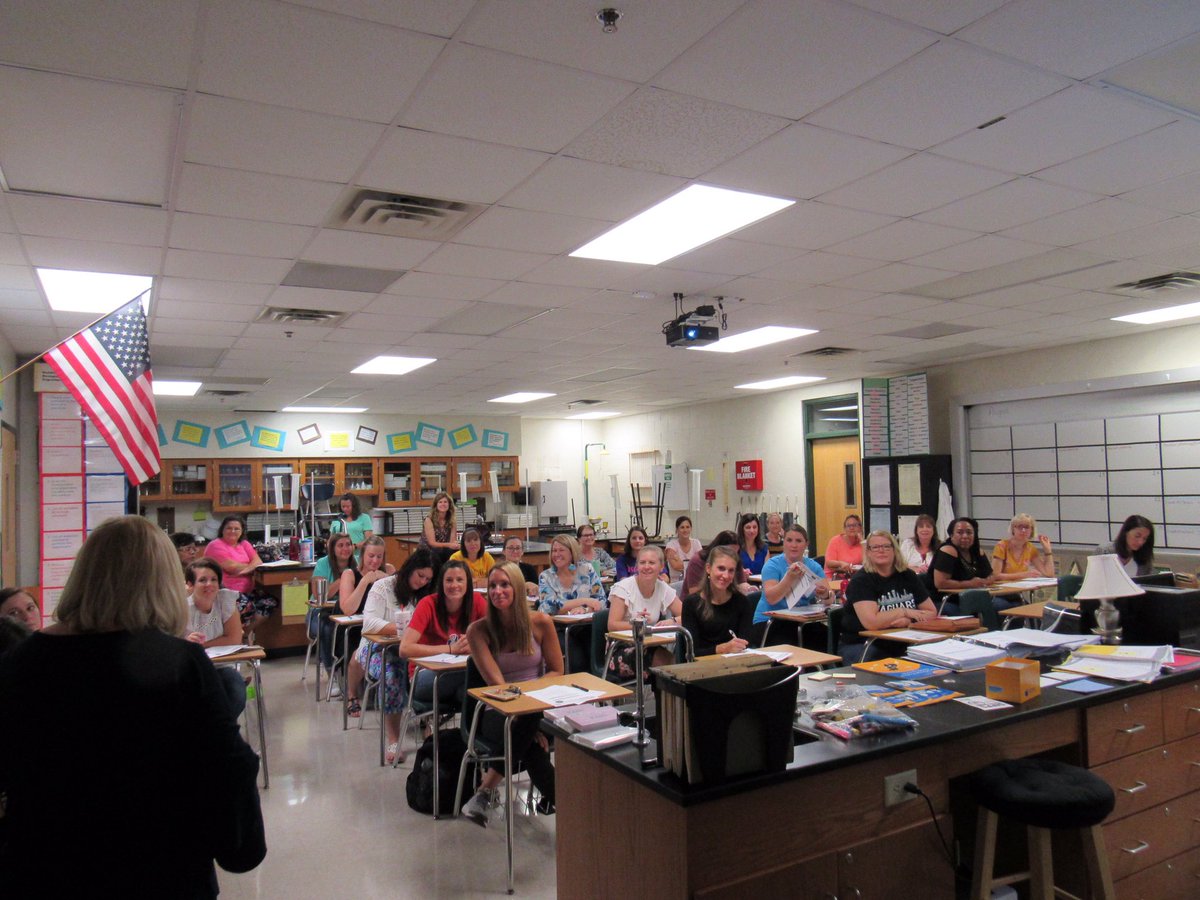 oneclayschools's tweet photo. Teachers are the learners today!! Our #OneClay teachers are participating in core content and strategy sessions to ensure a fantastic year for their students!! #TeacherInserviceDay #OneClayBTS 🎉📚💻📝🔢👏🏼 https://t.co/iXYwYxmjLM