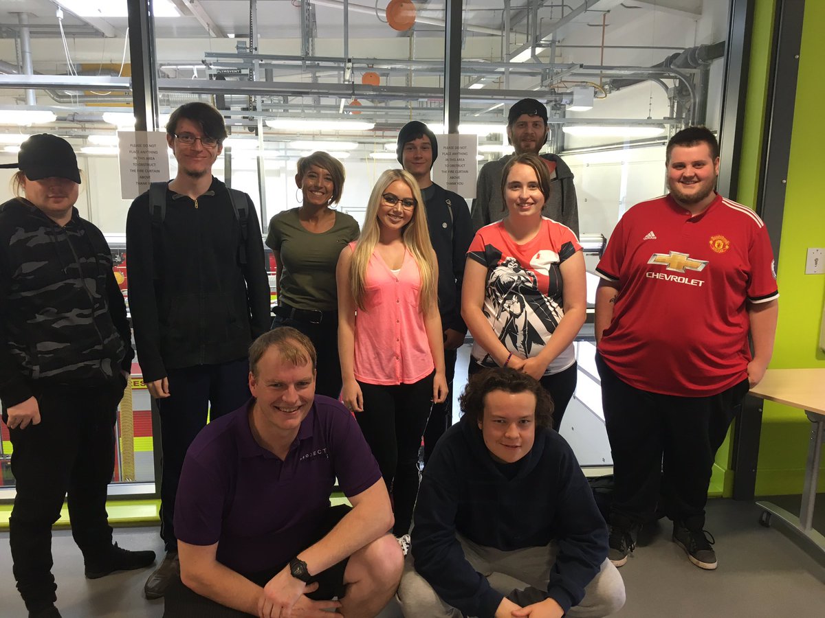 TeamCannock's tweet photo. A big thank you to the @ProjectICIC for delivering a fantastic Street Aid session. Also thank you to @natqleigh for coming in and sharing her personal experience of knife crime, we appreciate it! #cannockteam6 @SaferCic https://t.co/xxkJIXdIa6
