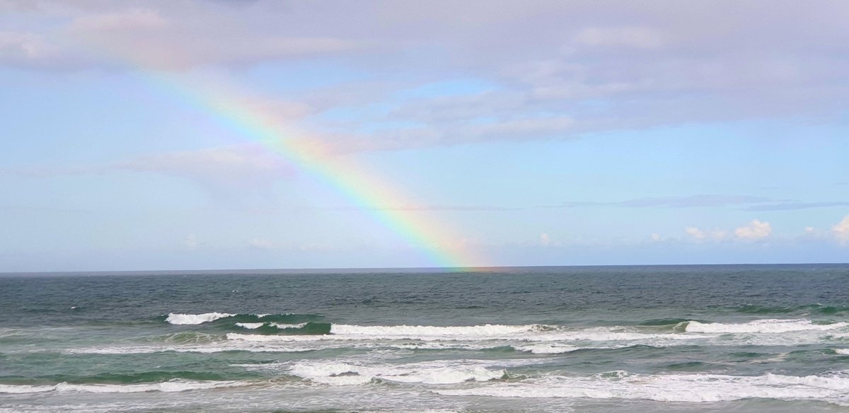 MelCassandra's tweet photo. Pot of gold anyone? https://t.co/aik6NP2h1m
