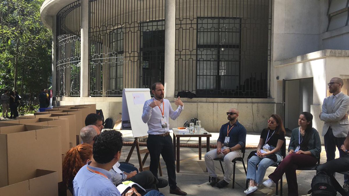 "Si queremos hacer un lab, no puede ser algo rígido ya que es lo que buscamos combater." Diego Gismondi de @santalab_ar en la oficina de ciclo de vida de laboratorios de innovación pública #inovasp2019 #psilabs