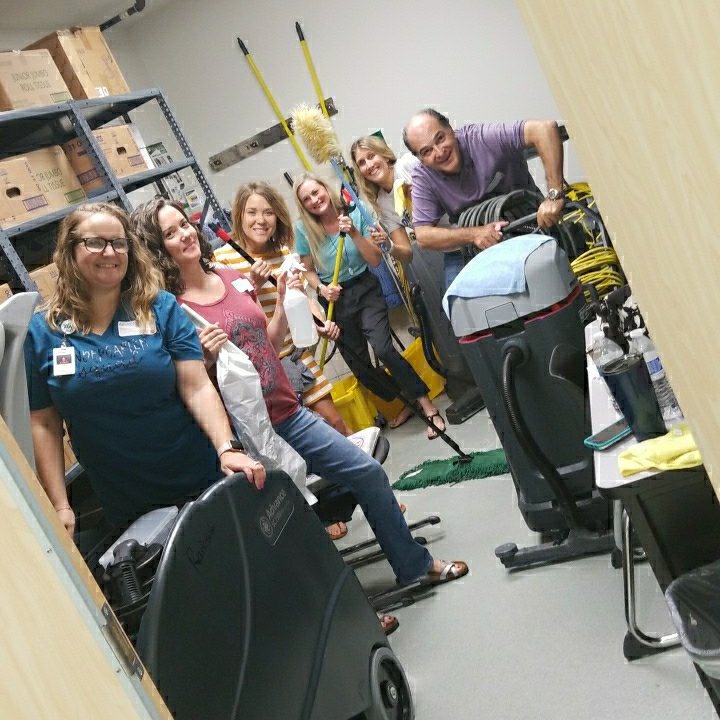 Can you guess where we are?! <a href="/MJAkinElem/">Akin Elementary</a>  #MJAKIN #GOOSECHASE  #backtoschool #teamwork