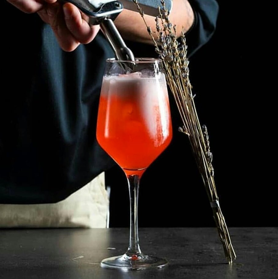 GlassiaMexico's tweet photo. Copa Mencia "T" #conoceglassia #glassia #fabrica #vidrio #glassware #cristaleria #hoteles #restaurantes #bares #mesaycocina #mexico #mx #fabricantedevidrio #fabricadevidrio #cocktails #drinks #cocteleria #bebidas #happyclients #fullytempered Foto de @luxardoofficial https://t.co/TLA5cQiXZe