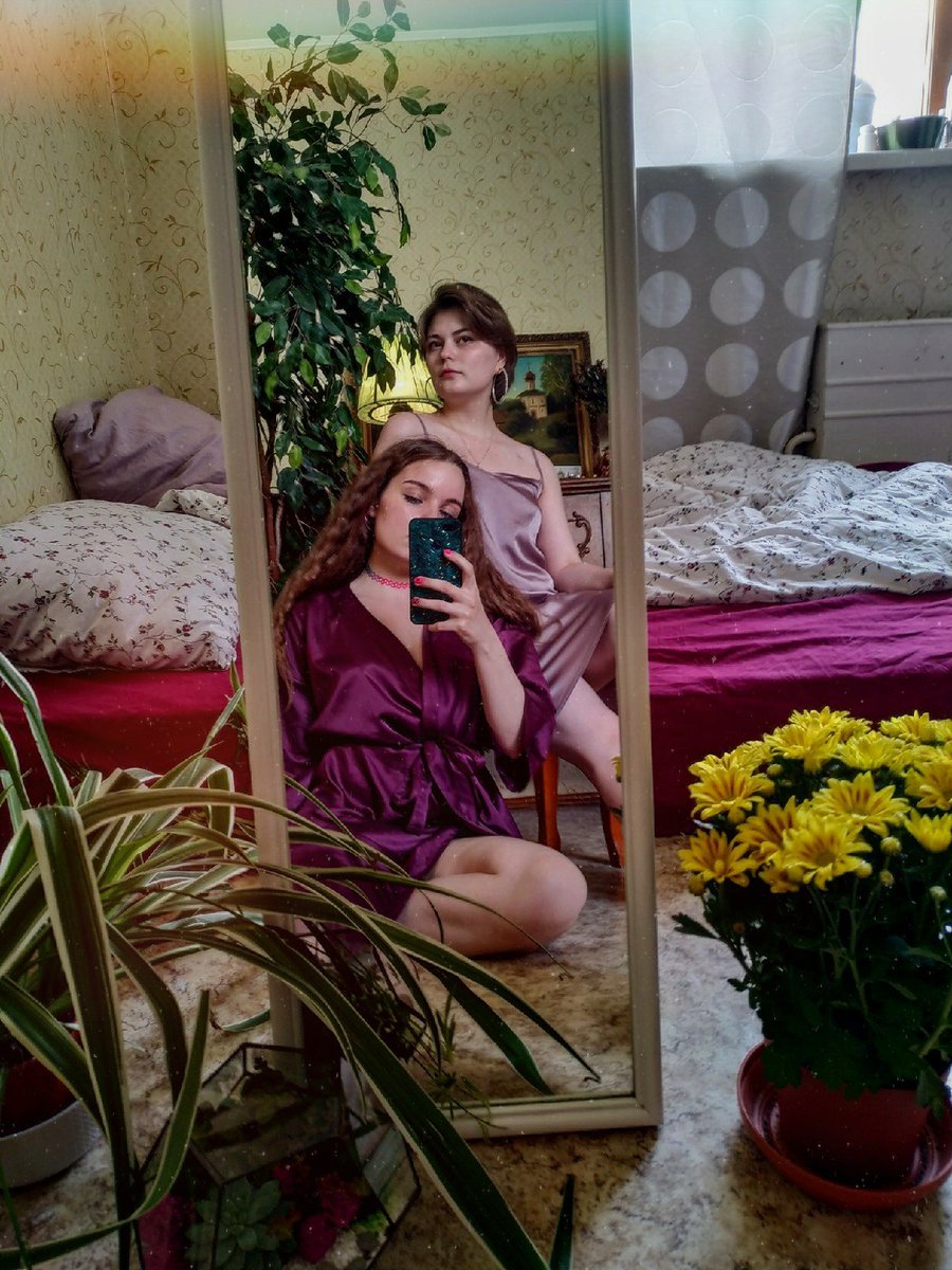 tolstoy-v-komnatu-k-parnyu-prishla-telochka