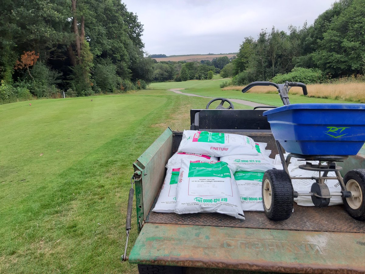 fancey76's tweet photo. Down to 3 staff this week but still manage to deliver and more....💪.
Full cut on course, pathways sprayed #total, surrounds PGR + herbicide and a good stretch of the legs with a 13km walk fertilising tees &amp; apps before the rain 🙏 @rigbytaylor @SouthwickParkGC https://t.co/qXU1CmXBdu