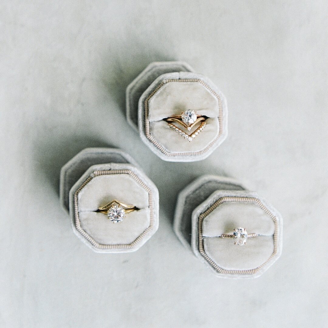 Such beautiful sets of rings! Do you like a classic round or are you a lover of ovals? We don’t think you can go wrong either way!

via <a href="/susiesaltzman/">Susie Saltzman</a>
#engaged #engagementring #ido #shesaidyes #letsgetmarried #ringinspo #isaidyes #weddingday #bridetobe #misstomrs #weddingplanning