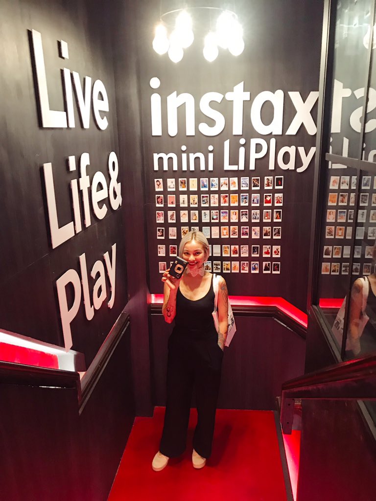sarahtntiangko's tweet photo. 📸 Ready to take some amazing photos using the #instaxminiliplay #teaminstaxph #livelifeplay https://t.co/xcGksKzQHF