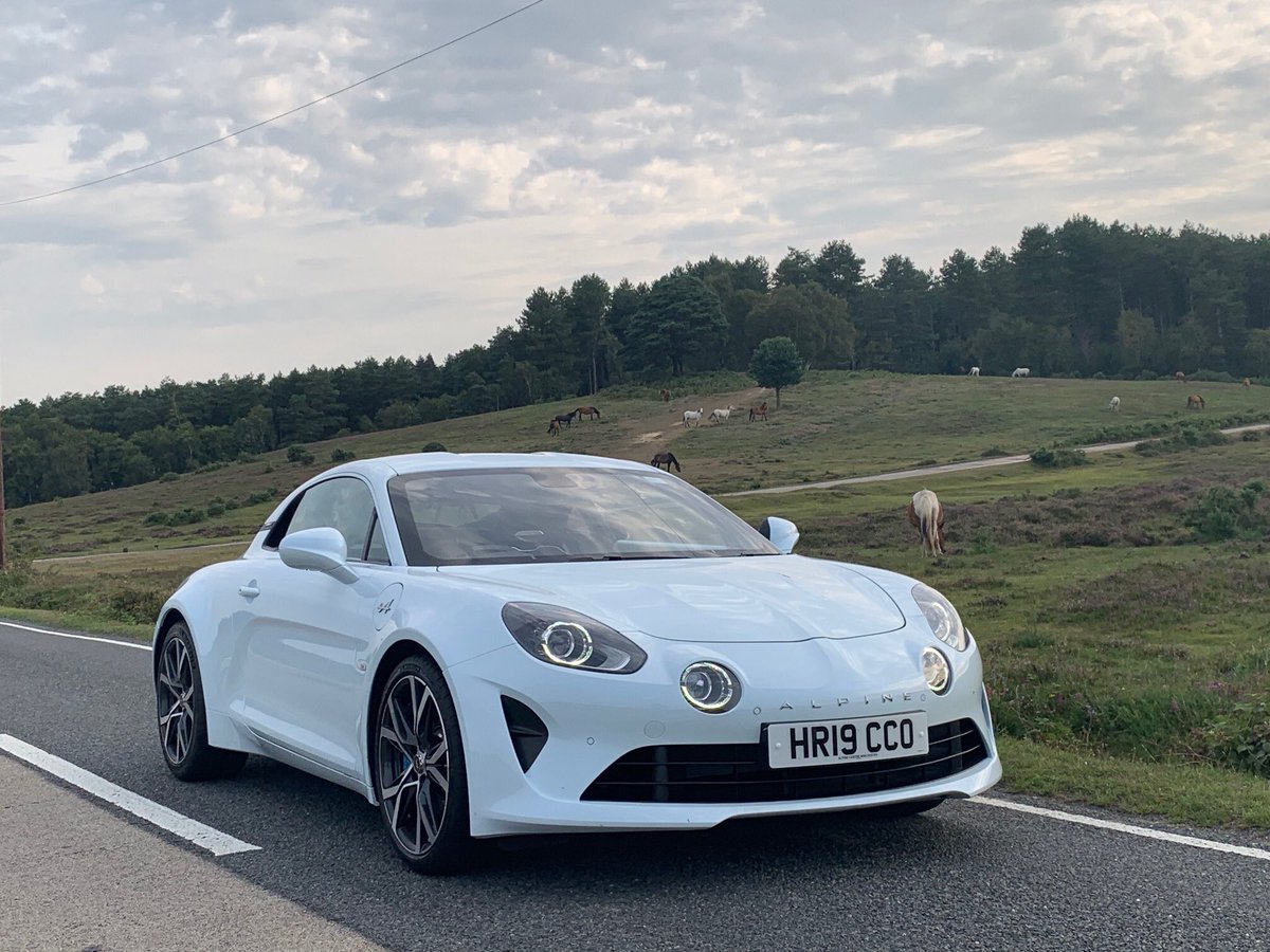 AlpineCentre's tweet photo. A huge thank you to everyone who came to see us last weekend at the Beaulieu #SupercarWeekend!

For more information about the stunning #AlpineA110, call Joe our Alpine Specialist on 01962 810013. 
#AlpineCars https://t.co/dOraGHvulM