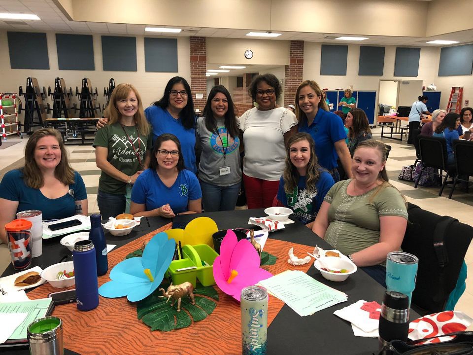 Kacey Cartwright (@kcartwright484) on Twitter photo So excited to be back with my team! We are ready to rock this school year! <a href="/BernshausenKISD/">Bernshausen Ele.</a> #bengals #promise2purpose So excited to be back with my team! We are ready to rock this school year! <a href="/BernshausenKISD/">Bernshausen Ele.</a> #bengals #promise2purpose