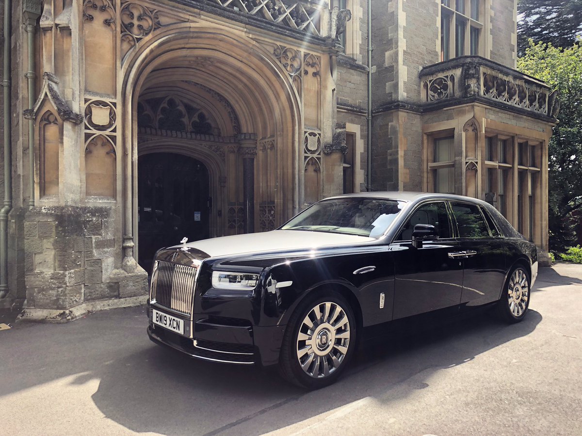 RybrookRRMC's tweet photo. Arrive in style. Phantom. The Ultimate Icon.
For further details please speak to the team at #RollsRoyceBirmingham on 01564 787170. #RollsRoyce #Phantom https://t.co/ttUxOWbZQM