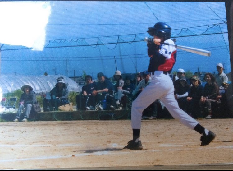 moeko_takemo's tweet photo. 8月9日 野球の日なので
私が野��に育てられた成長過程でも
見てやって下さい
小学生→中学生→大学生→社会人 https://t.co/0WmZ9mAC7s