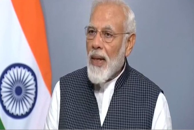 anchorasif's tweet image. पीएम मोदी ने दी ईद की शुभकामनाएं, कहा जो लोग ईद मनाने के लिए अपने घर कश्मीर जाना चाहते हैं प्रशासन उनकी मदद करेगा।
#ModiNationalAddress #Modiat8pm #Artical370 #EndKashmirBlockade